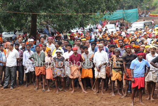 Baradi Beedu Kambala